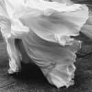 مقالات: يأكلن الدود للحصول على زوج موعود